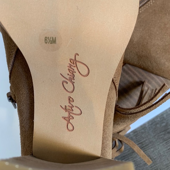 Arturo Chiang Reiden Fringe Booties - Picture 7 of 8